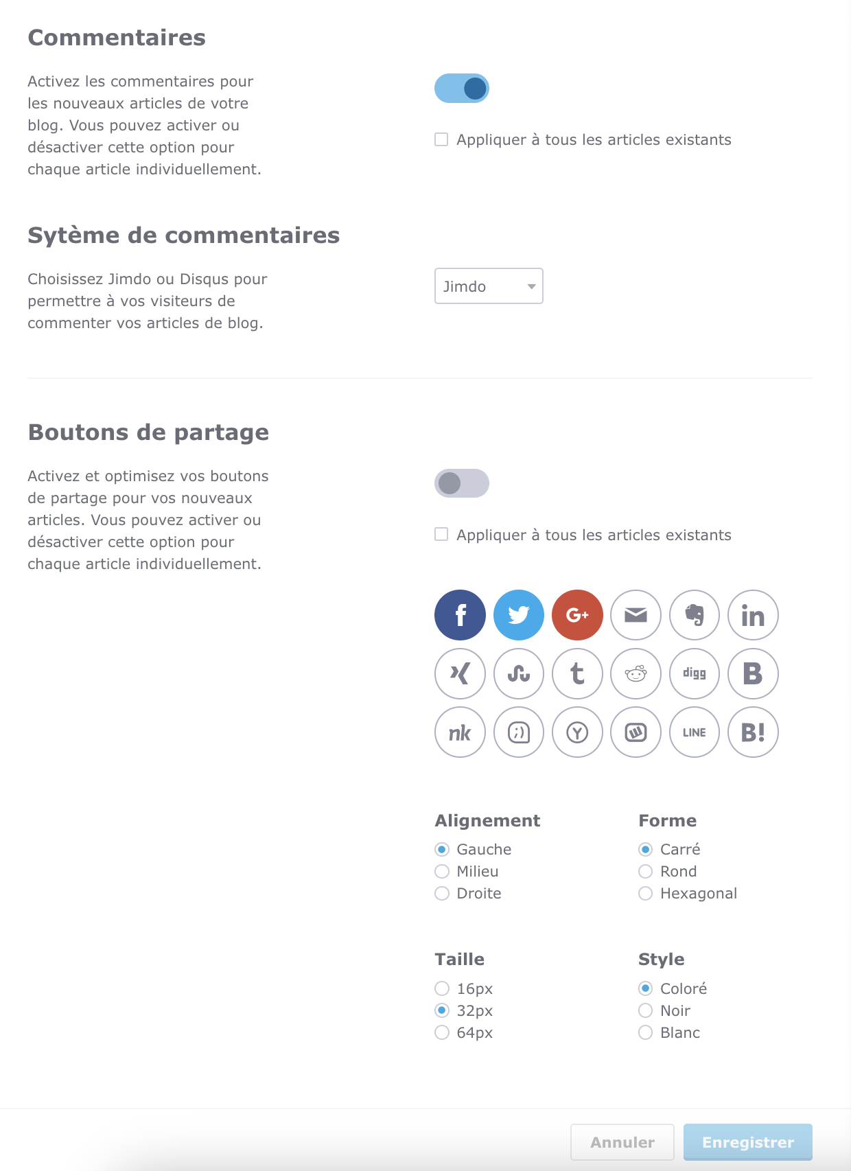 Paramètres dans Menu > Blog > Général, avec des options pour activer les commentaires sur les articles de blog, choisir le système de commentaires et activer les boutons sociaux de partage.