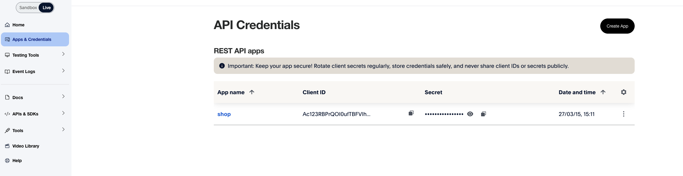 PayPalアカウントに表示されているAPI認証情報のClient IDとSecret