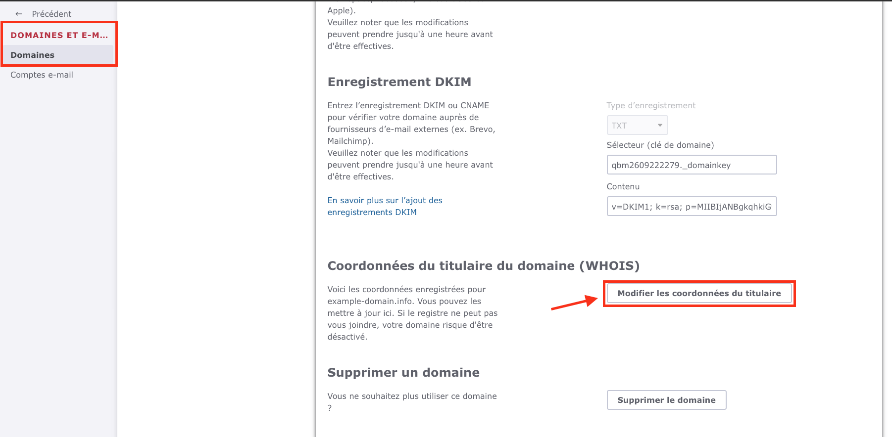 Paramètres du domaine dans l'éditeur Jimdo Creator. Dans la section Coordonnées du titulaire du domaine (WHOIS), le bouton Modifier les coordonnées du titulaire du domaine est mis en évidence.